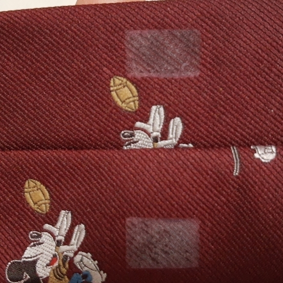 Mickey Mouse Tie Burgundy with Footballs 56 x 3 - Picture 3 of 5